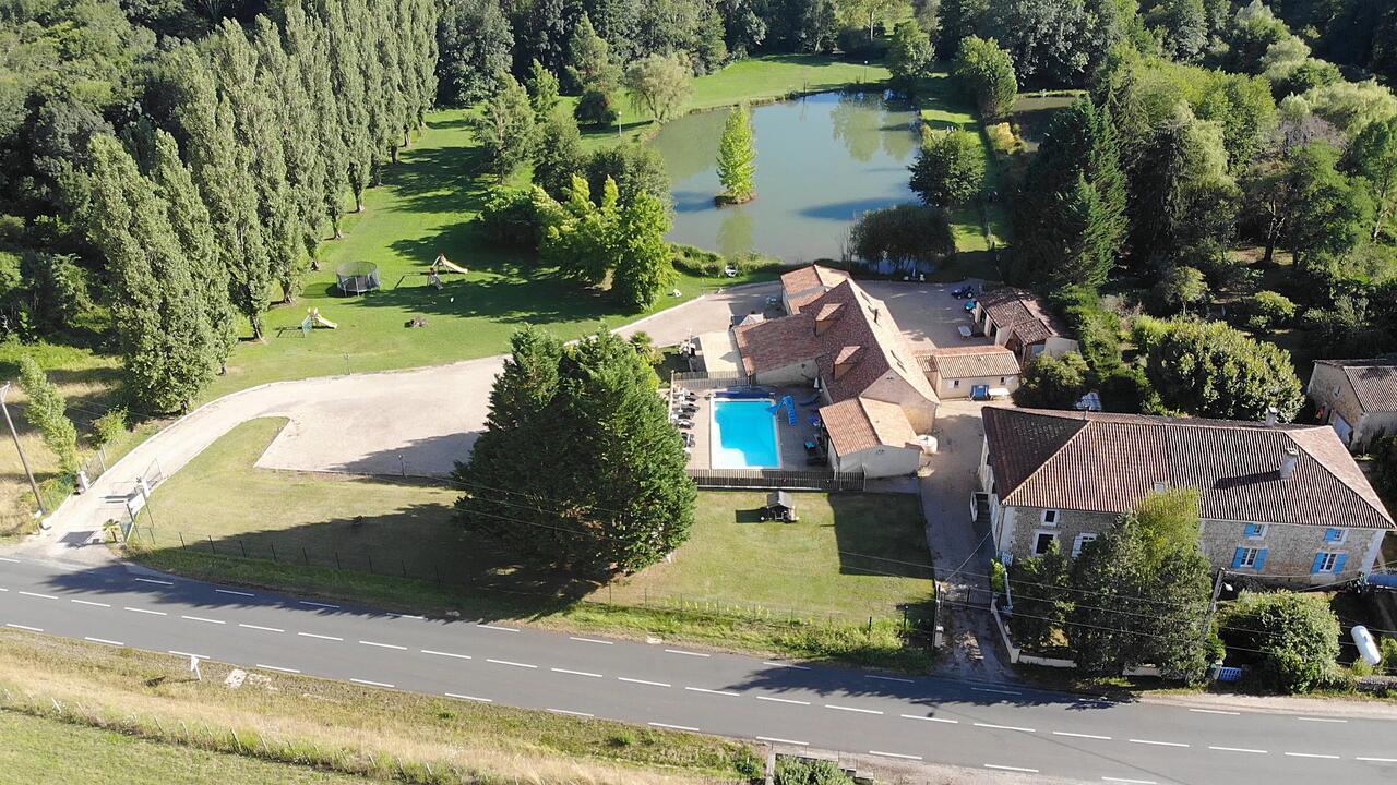 Le Domaine De L'Etang De Sandanet Issac Dış mekan fotoğraf