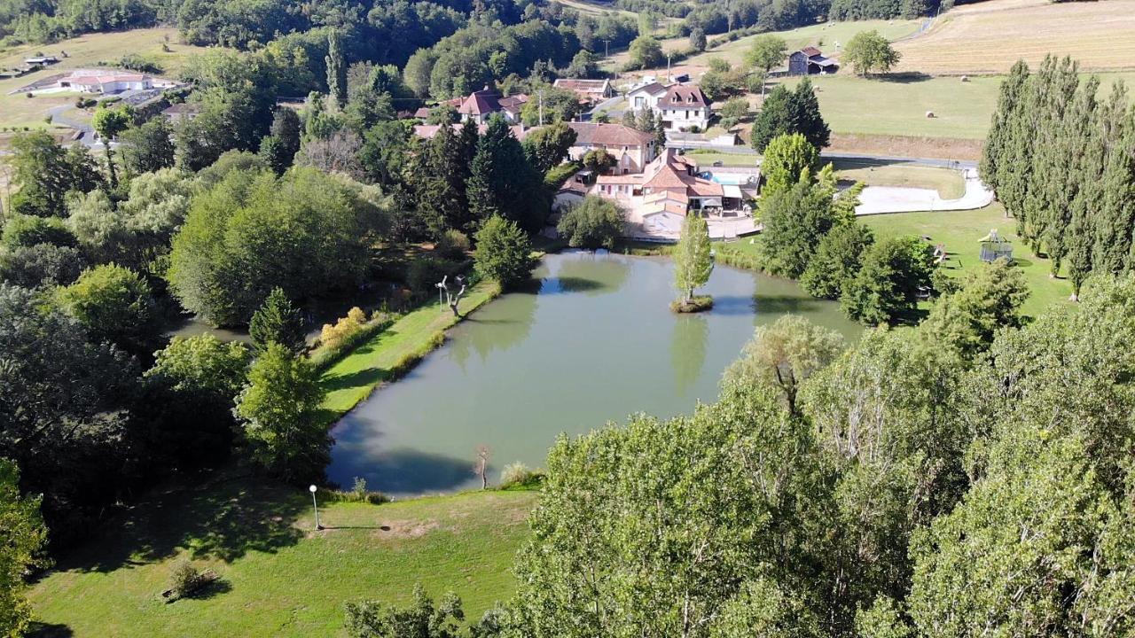 Le Domaine De L'Etang De Sandanet Issac Dış mekan fotoğraf